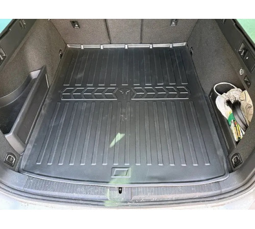 Гумовий килимок в багажник Volkswagen Passat B8 2014-2023 Universal (Stingray)