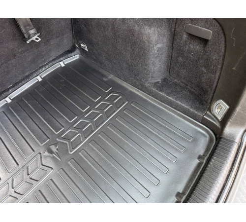 Гумовий килимок в багажник Volkswagen Golf IV 1997-2003 universal (Stingray)