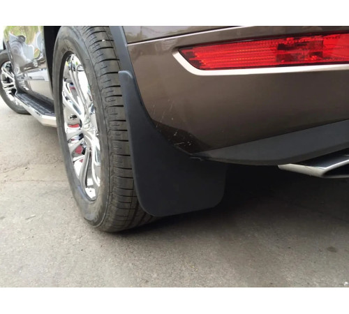 Автомобільні бризговики Volkswagen Touareg 2010-2017 (Surtep)