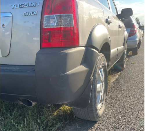 Автомобільні бризговики Hyundai Tucson 2004-2014 (Surtep)