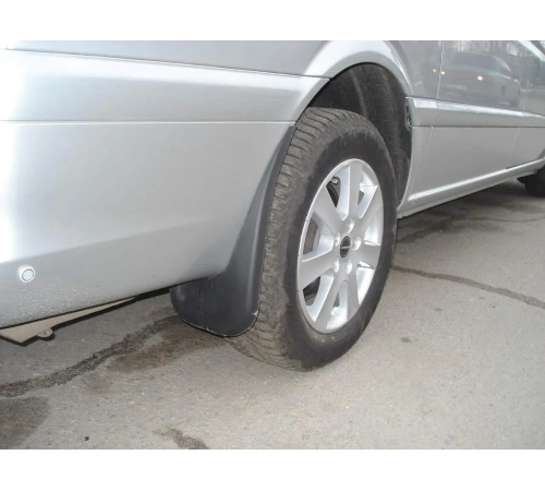 Автомобільні бризговики Mercedes Vito W639 2003-2010 (Surtep)